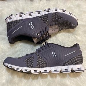 On cloud running shoes womens 6.5